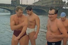 Retro: Takhle vypadala Praha v roce 1967 očima Britů