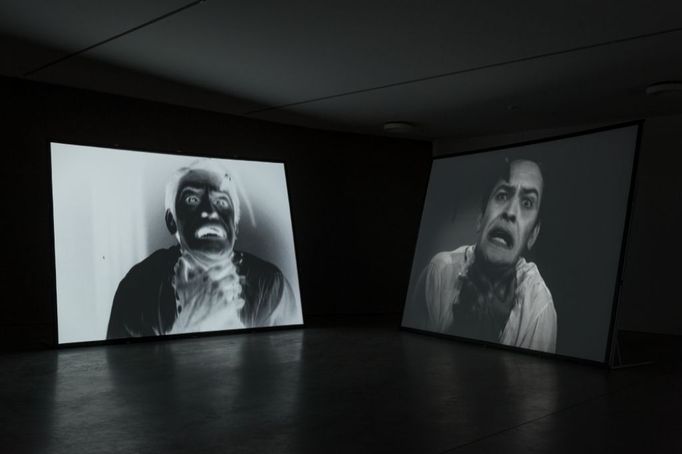 Douglas Gordon: Confessions of a justified sinner, 1996