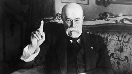 Masarykovy erotické dopisy Oldře jsou plné vášně, ale ženou jeho života byla Charlotta, říká Zídek