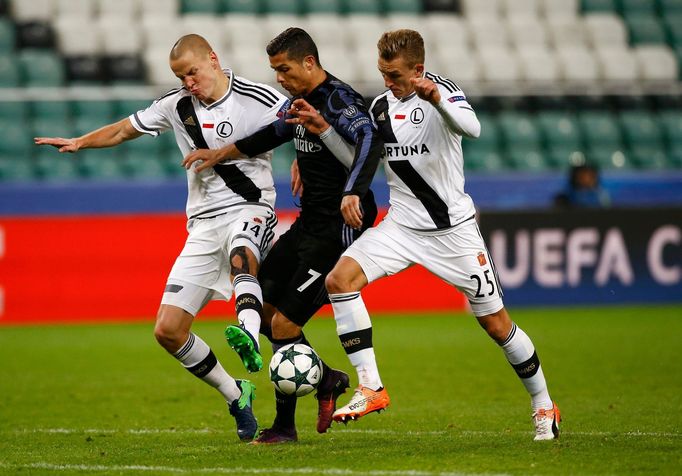 Cristiano Ronaldo, Adam Hloušek, Legia Varšava - Real Madrid LM2013/17