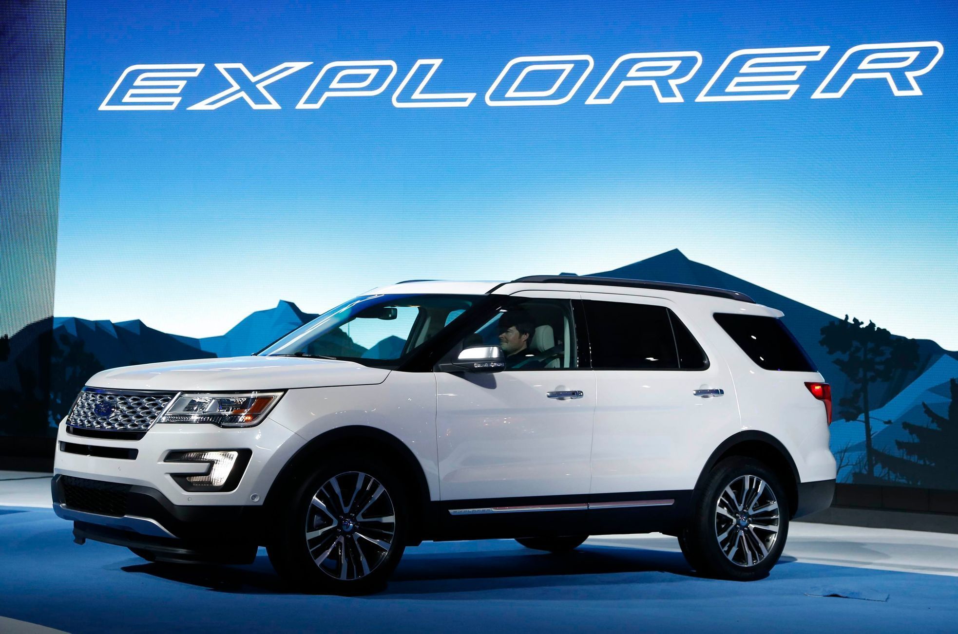 Ford Explorer - facelift  2015