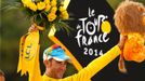 Vincenzo Nibali slaví vítězství na Tour de France 2014