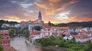 Hrad a zámek Český Krumlov v jižních Čechách.