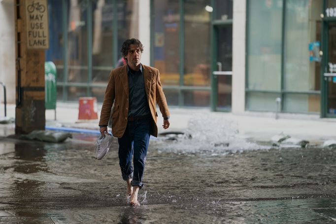 Wagner Moura jako Dan Velasquez.