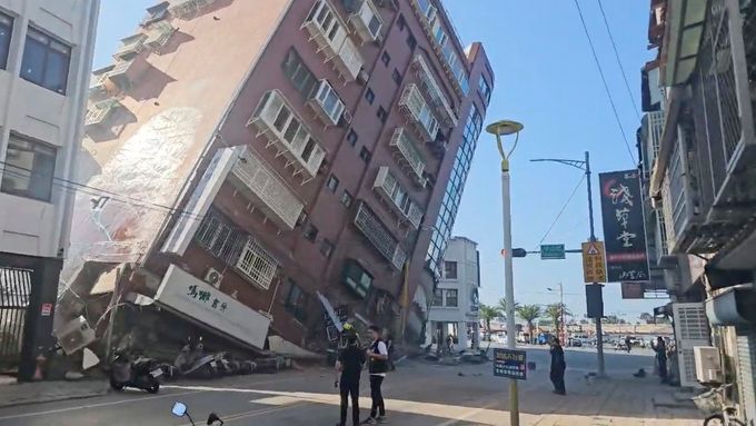 Následky zemětřesení v Chua-lien na východě Tchaj-wanu