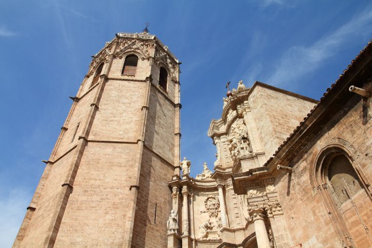 Valencie, gotická zvonice Micalet