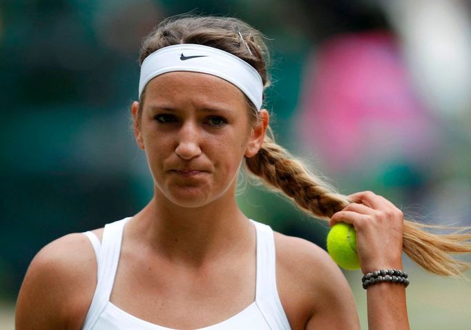 Běloruská tenistka Viktoria Azarenková na Wimbledonu 2011.