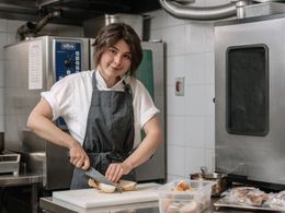 "Kuchyň je vojna, spory se řeší na cigáru,“ říká nadějná kuchařka z La Degustation