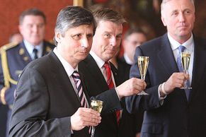 Rok Jana Fischera: Ze statistika premiérem, z premiéra finančníkem