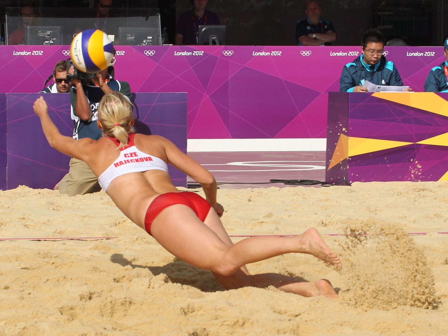 Klapálková s Háječkovou v utkání s Mauricijkami