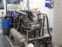 Vědci z ČVUT v Roztokách zkouší různé parametry motorů i jejich částí.