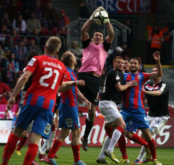 Fotbal, Gambrinus liga, Plzeň - Slavia Praha: Kamil Čontofalský