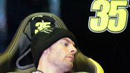 "Nedáte mi tovární Yamahu? Tak to mi je líto, odcházím!" tak se Cal Crutchlow vypořádal s čekáním v satelitním týmu Tech 3 a příští rok odchází od Ducati. Pikantní je, že se tam zase sejde s Italem Doviziosem, který byl ještě loni jeho parťákem u "béčka" Yamahy.