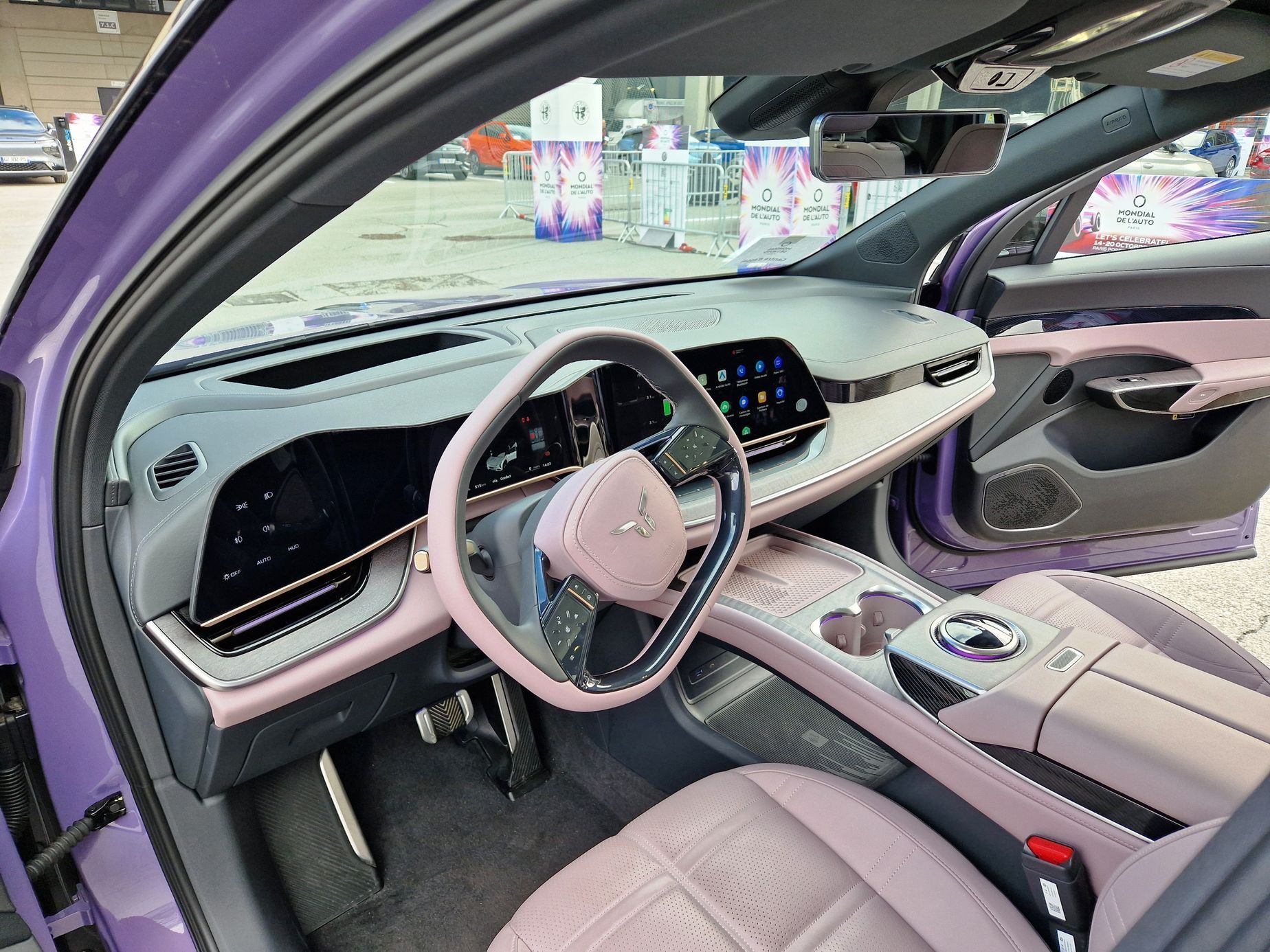 Hongqi testovací jízdy