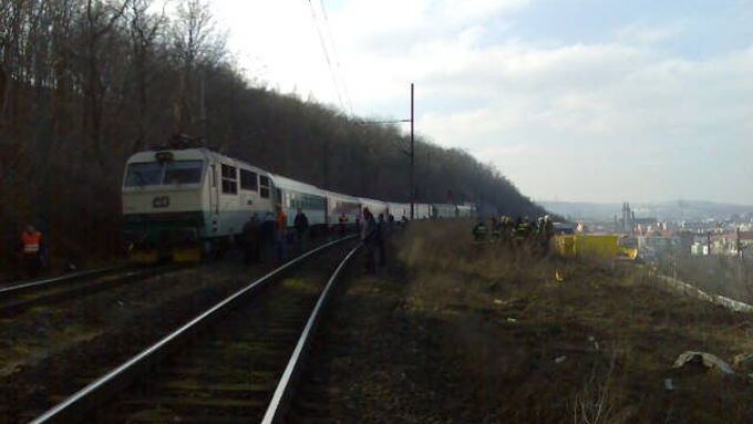 Objednávku na trati Jirkov-Chomutov-Žatec-Lužná u Rakovníka zrušilo ministerstvo (ilustrační foto).