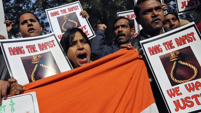 Protesty proti násilí na ženách v Indii, ilustrační foto.
