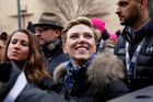 Foto: Růžová proti Trumpovi. Den po inauguraci vyšly do ulic statisíce Američanek (a Američanů)
