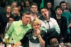 V Německu strmě roste popularita Zelených, v průzkumech stoupají k Merkelové CDU