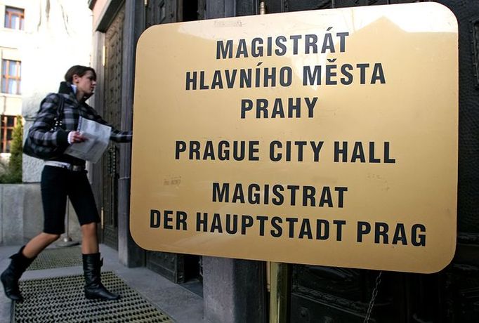 Magistrát hlavního města Prahy.