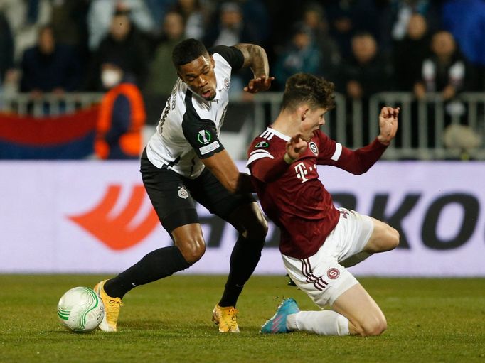 Ricardo Gomes a Martin Vitík v odvetě 2. kola EKL Partizan - Sparta