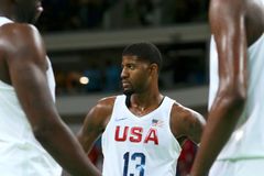 Američtí basketbalisté prohráli po 13 letech. Rekordní sérii přetrhli Australané