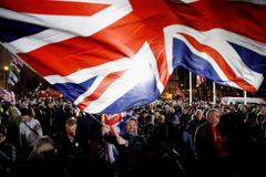 Johnson chce do konce roku změny v severoirském protokolu, který se týká brexitu