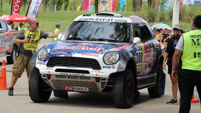 Rallye Dakar odstartovala sobotním prologem. Byli jsme při tom.