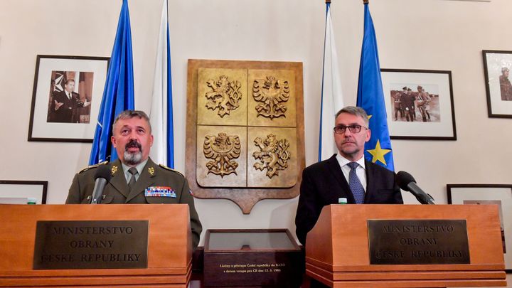 Dezinformace jako veřejný nepřítel. Vláda zvažuje, že je bude regulovat zákonem; Zdroj foto: ČTK
