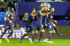 Barcelona poprvé od listopadu padla, v poháru nestačila na Levante
