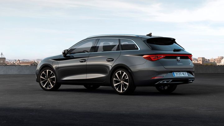 Španělská Octavia v novém. Čtvrtý Seat Leon sází na design a širokou nabídku motorů