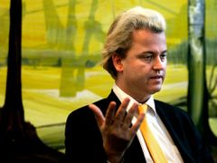 Nizozemský politik Geert Wilders se stal symbolem evropského pravicového populismu. Od Breivika se ale nahlas distancuje.