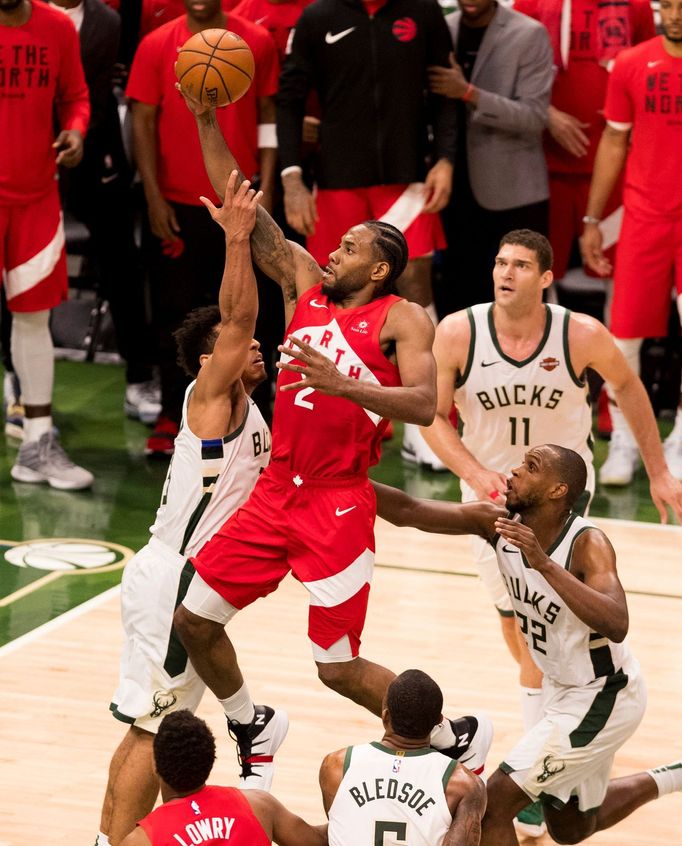 May 23, 2019; Milwaukee, WI, USA; Toronto Raptors forward Kawhi Leonard (2) shoots the ball during the fourth quarter against the Milwaukee Bucks in game five of the East