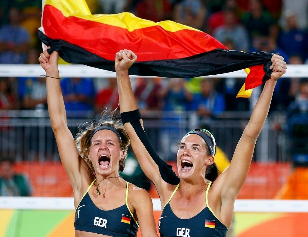Německé plážové volejbalistky Laura Ludwigová a Kira Walkenhorstová