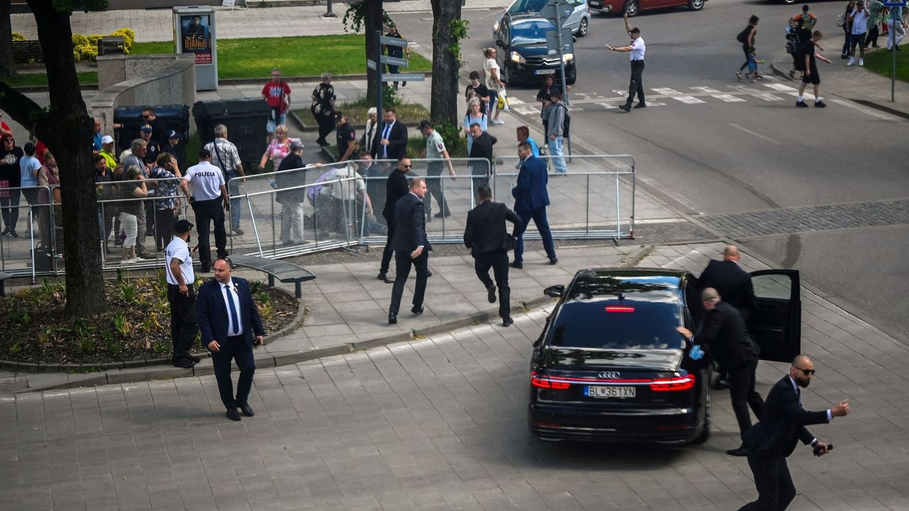 Slovensko řeší záhadnou zprávu o atentátu. Objednal si ji Fico od tajné služby?