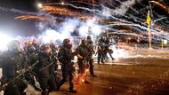 Po Floydově smrti vypuknuvší demonstrace byly největšími rasovými protesty od 60. let minulého století a přinesly nebývalou podporu i od bělošské části americké společnosti.