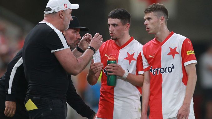 Jindřich Trpišovský, Christos Zafeiris a David Douděra.