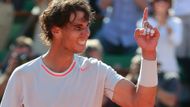 "Byl to skvělý zápas, musím Novakovi pogratulovat, je to velký šampion a jednou na Roland Garros uspěje," řekl Nadal na kurtu.