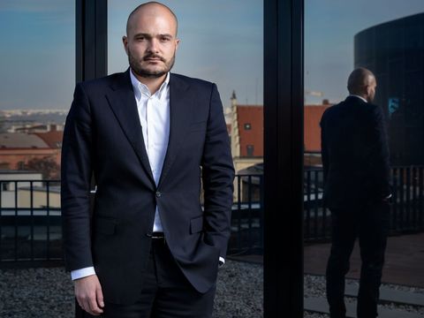 Komu vládne nejbohatší Čech? Více než stovce firem. A pozemním silám české armády