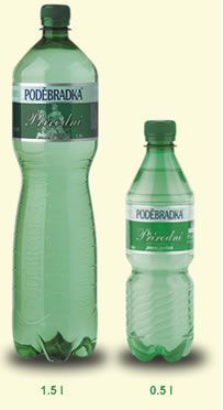 Láhev minerální vody Poděbradka