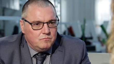 Intervence? Dobře odvedená práce, zavedl bych je znovu, dramata nyní nečekám, říká exguvernér Singer