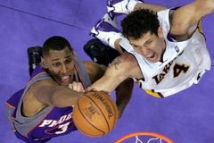 Hráči Lakers jsou blízko postupu