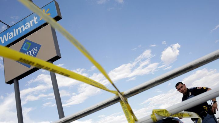 Americký řetězec Walmart přestane prodavat některé druhy munice, reaguje na masakry