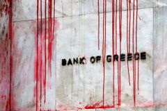 Rating Řecka zase spadl, data MMF ukazují na bankrot