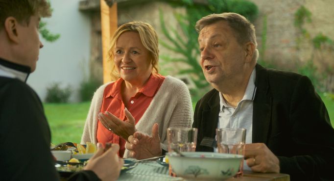 Jitka Sedláčková jako Linda a Milan Šteindler v roli Karla.