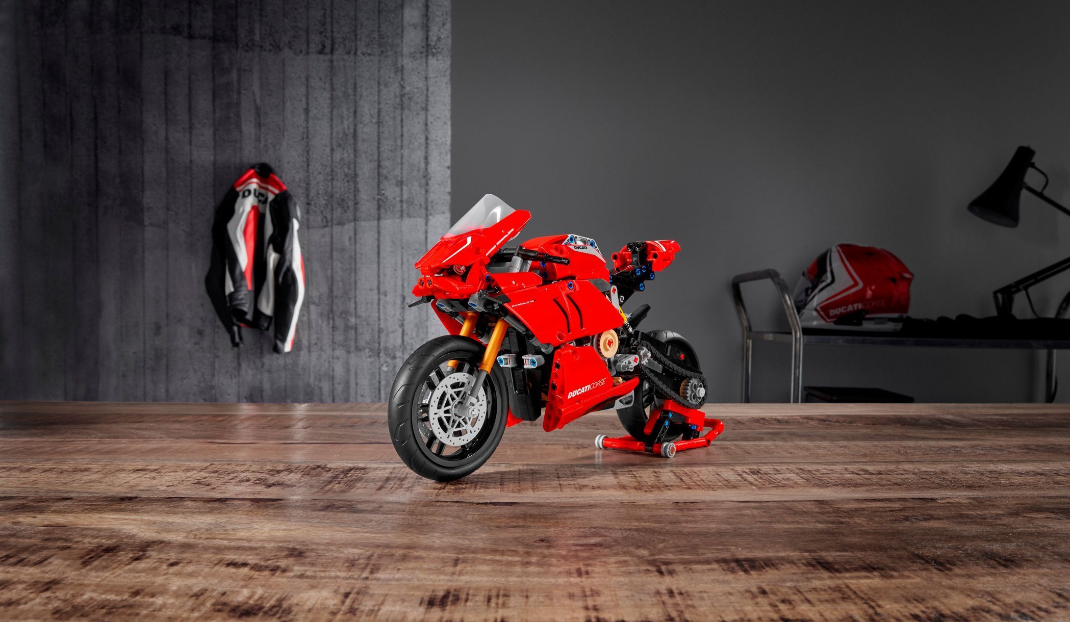 Ducati Panigale V4 R Lego