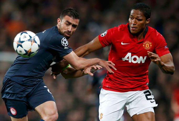 Antonio Valencia v zápase Manchester United - Olympiakos