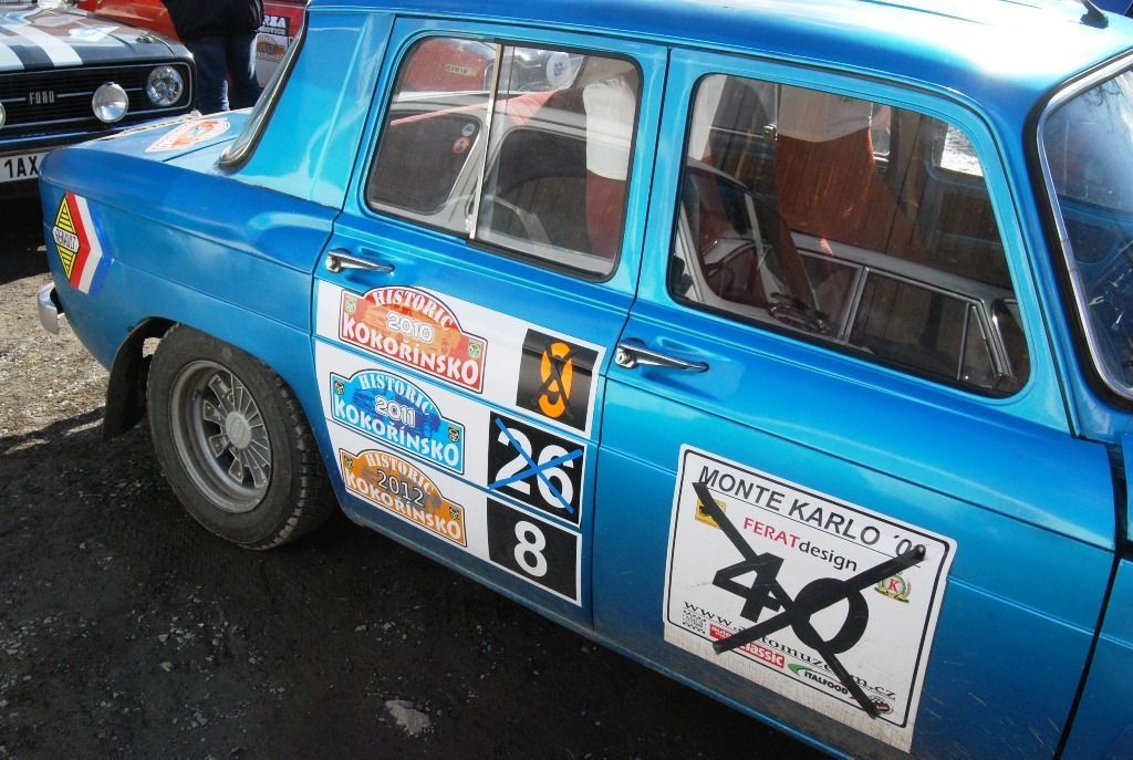 Zimní veteránská rally na Kokořínsku