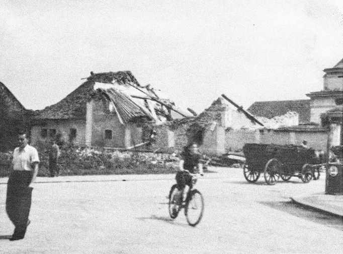 Následky bombardování Pardubic v noci z 21. na 22. července 1944