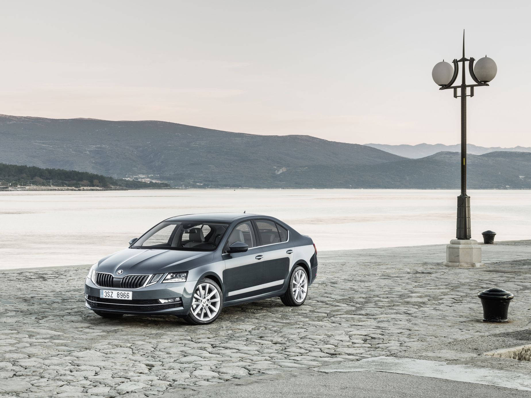Škoda Octavia facelift exteriér