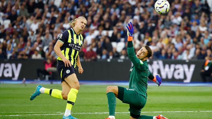 Erling Haaland završuje hattrick do sítě West Hamu